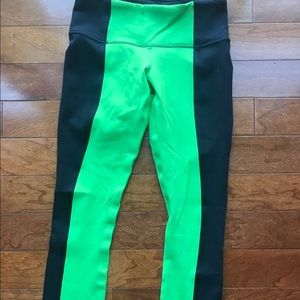 Lululemon wunder unders size 4